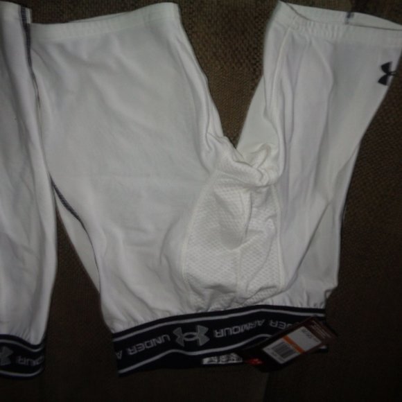 NWT Men's Under Armour Football Compression - Cup Support - Picture 3 of 6